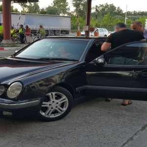 Autoturisme radiate din circulaţie descoperite la Sculeni