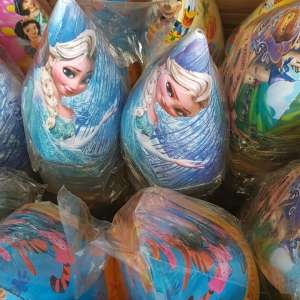 Sute de mii de articole de divertisment pentru copii, susceptibile a fi contrafăcute şi nedeclarate, confiscate în Portul Constanţa Sud Agigea