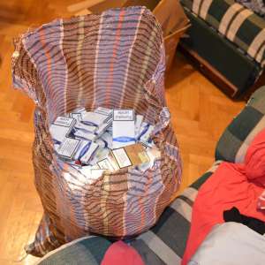 Grup infracţional specializat în contrabanda cu produse accizabile, destructurat la Galaţi