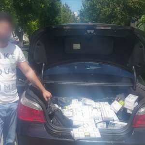 1.500 pachete cu ţigări de contrabandă, descoperite de polițiștii de frontieră constănțeni