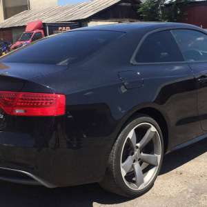 Doi fraţi care conduceau autoturisme căutate pentru confiscare în Marea Britanie, depistaţi de poliţişti de frontieră în Arad şi Pecica