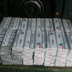 Țigări ascunse într-un automarfar, confiscate în Punctul de Trecere a Frontierei Jimbolia