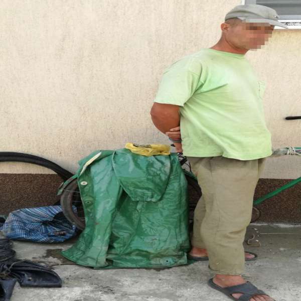 Cetăţean ucrainean reţinut de poliţiştii de frontieră după ce a traversat Dunărea înot