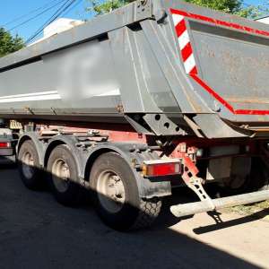 Autovehicule radiate din circulaţie, descoperite la P.T.F. Albița