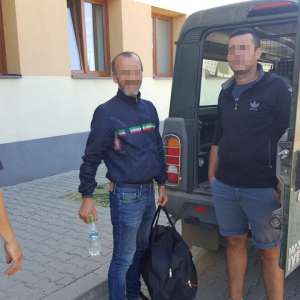 Doi bărbați din Albania și Kosovo, opriţi la granița cu Serbia