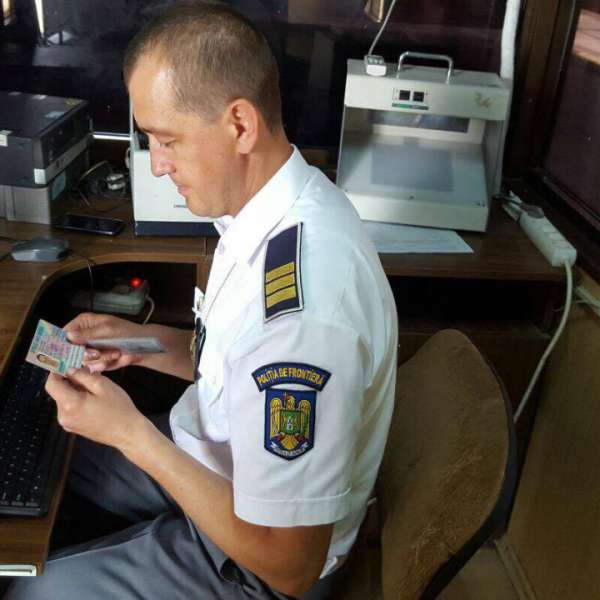 Permis de conducere fals, depistat la controlul de frontieră