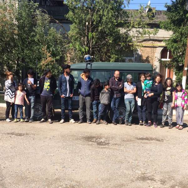 Şaisprezece irakieni opriţi la SPF Curtici, din drumul ilegal spre Spaţiul Schengen