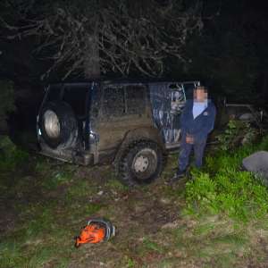 Cetăţeni români reţinuţi cu focuri de armă, la frontiera de nord