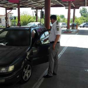 Documente false, descoperite la Sculeni