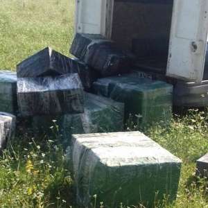 10.000 pachete cu țigări de contrabandă confiscate la frontieră