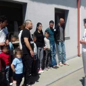 15 cetățeni străini, opriţi la frontiera cu Ungaria