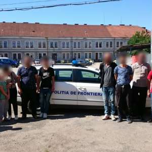 Nouă cetățeni irakieni și șase cetățeni sirieni, opriți la frontiera cu Ungaria