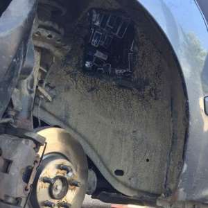 Ţigări descoperite într-un autoturism la P.T.F. Rădăuţi Prut