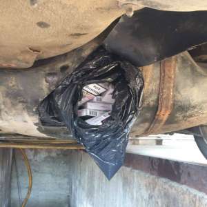 Ţigarete ascunse în rezervor, descoperite la P.T.F. Sculeni   