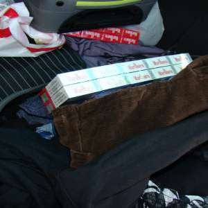 Bagajele unei femei „emanau” o aromă de tutun