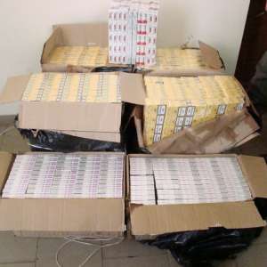 Liderul unei grupări infracționale organizate, axată pe contrabanda cu țigări, și alți 21de membri ai reţelei au fost trimişi în judecată