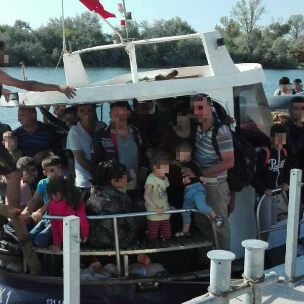 Ambarcaţiune cu migranţi din Irak, interceptată de poliţiştii de frontieră români, în apropierea ţărmului românesc al Mării Negre