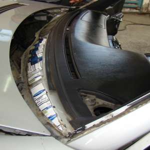 Aproximativ 3.000 de ţigarete ascunse în bordul unui autoturism, descoperite la P.T.F. Galaţi