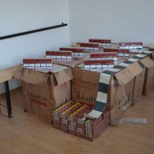 Aproximativ 8.000 pachete cu țigări de contrabandă, confiscate la frontiera de nord