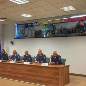 Momente emoționante pentru treisprezece polițiști de frontieră, la finalul carierei profesionale