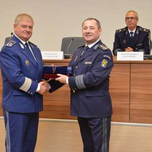 Momente emoționante pentru treisprezece polițiști de frontieră, la finalul carierei profesionale