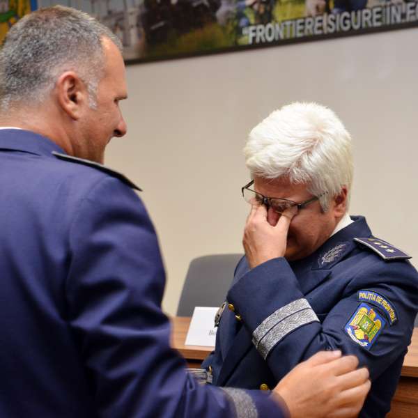 Momente emoționante pentru treisprezece polițiști de frontieră, la finalul carierei profesionale