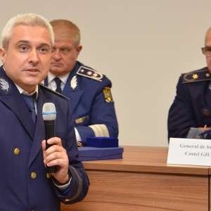 Momente emoționante pentru treisprezece polițiști de frontieră, la finalul carierei profesionale