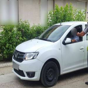 Tânăr fără permis de conducere depistat în trafic