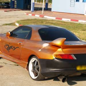 Autoturism Mitsubishi furat, descoperit de poliţiştii de frontieră la P.T.F. Oancea