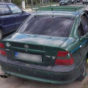 Documente fasificate pentru scoaterea din România a unui autoturism