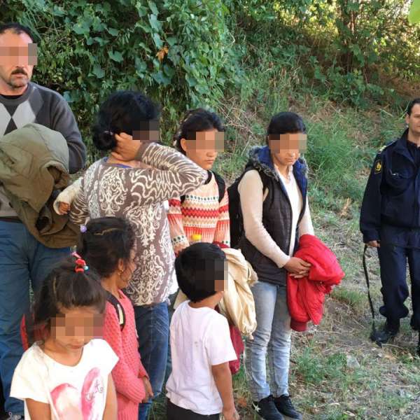 Egiptean reținut pentru călăuzirea a 11 cetăţeni din Irak