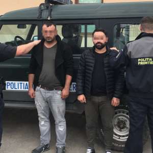 Cetățeni austrieci cercetati pentru călăuzirea unui cetățean turc