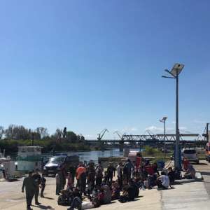 Ambarcaţiuni cu migranţi, interceptate şi blocate de poliţiştii de frontieră români în Marea Neagra