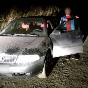 Minor fără permis de conducere depistat în trafic