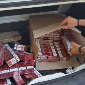 Țigări ascunse în locuri speciale ale unui autoturism, confiscate în Punctul de Trecere a Frontierei Porțile de Fier I