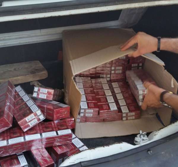 Țigări ascunse în locuri speciale ale unui autoturism, confiscate în Punctul de Trecere a Frontierei Porțile de Fier I