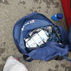 Mercedes Sprinter căptuşit cu ţigarete de contrabandă   