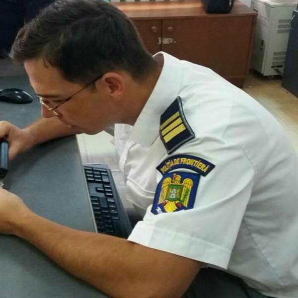 Documente false, descoperite la controlul de frontieră   