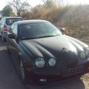 Autoturism de lux radiat din circulaţie, descoperit de poliţiştii de frontieră gălăţeni   