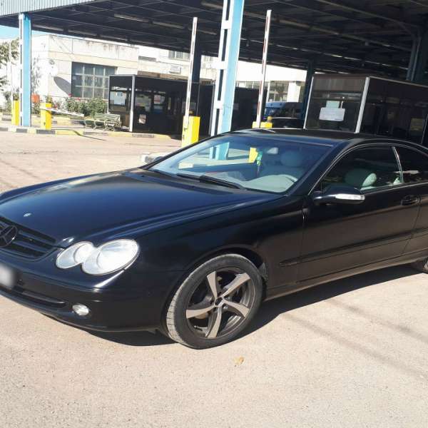 Mercedes căutat de autoritățile italiene, depistat la P.T.F. Albiţa