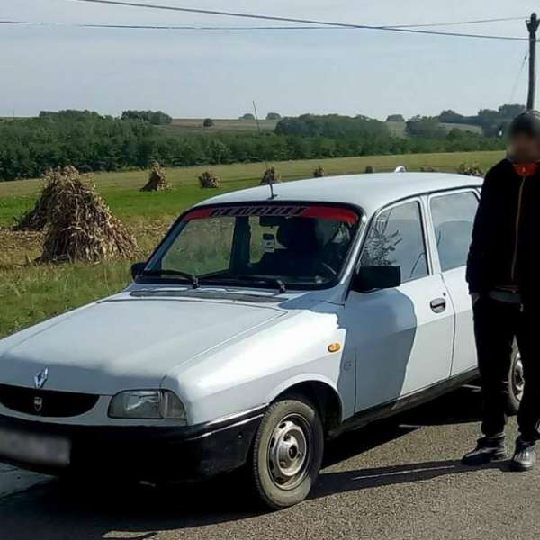 Bărbat cercetat de polițiștii de frontieră pentru conducere fără permis