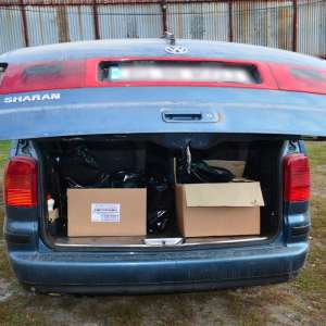 Pachete cu tutun confiscate la frontieră