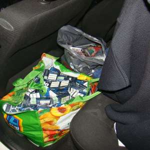 Aproximativ 25.000 de pachete cu ţigări de contrabandă, confiscate la frontiera de nord