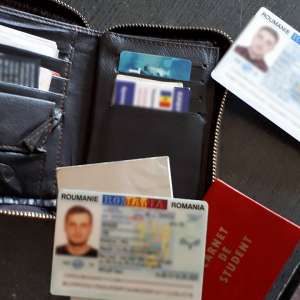 Cinci cărți de identitate româneşti false, descoperite în P.T.F. Albița