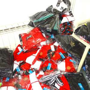 Articole textile, de marochinărie și încalțăminte, susceptibile a fi contrafăcute, confiscate la P.T.F. Giurgiu