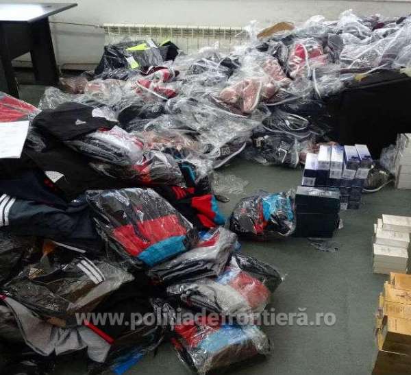 Bunuri susceptibile a fi contrafăcute, confiscate la P.T.F. Giurgiu