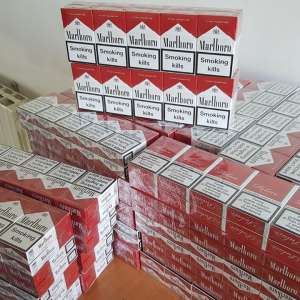 Ţigări în valoare de peste 6000 lei, fără acte de provenienţă,  descoperite la frontieră