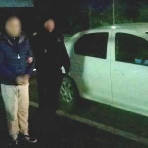 Urmăriţi internaţional, depistaţi la P.T.F. Albiţa şi Oancea