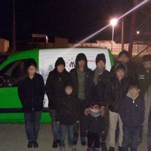 16  cetățeni străini şi o călăuză sârbă, opriţi de poliţiştii de frontieră timişeni