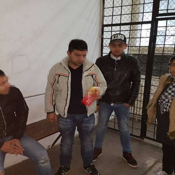 Patru persoane oprite la frontiera verde, din drumul ilegal spre Spaţiul Schengen